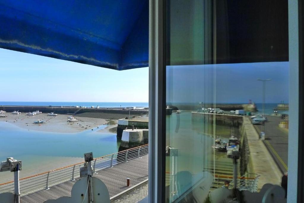 Le Grand Hotel De La Marine "Face A La Mer" Port-en-Bessin-Huppain Esterno foto
