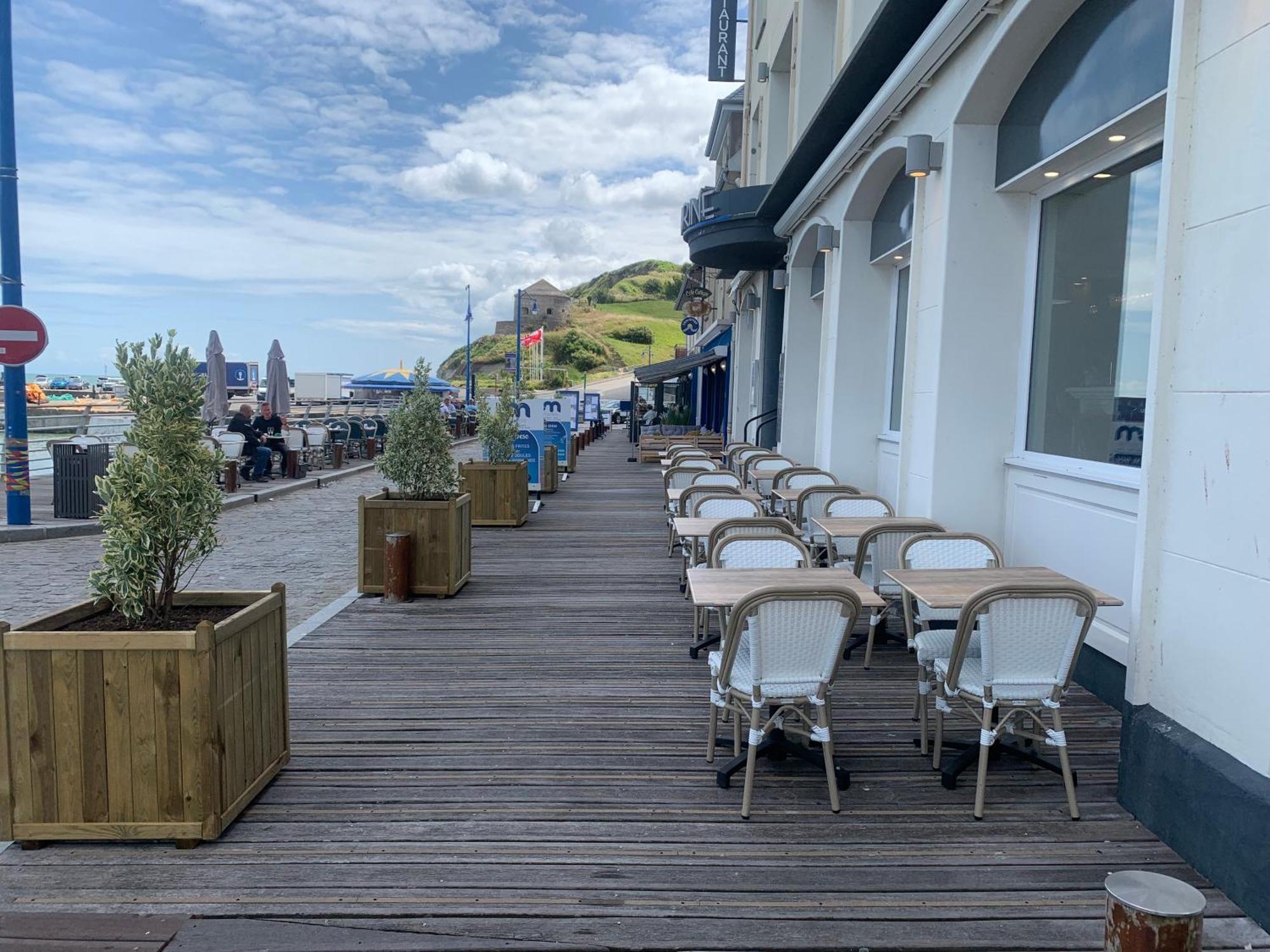 Le Grand Hotel De La Marine "Face A La Mer" Port-en-Bessin-Huppain Esterno foto